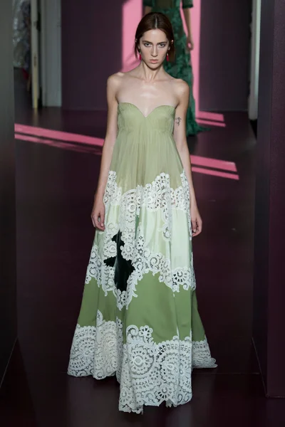 Look 51